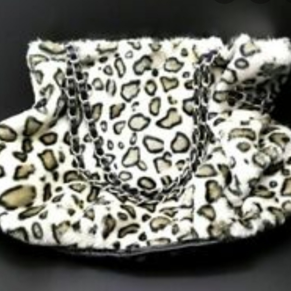 FAUX FUR Cheetah Print Bag